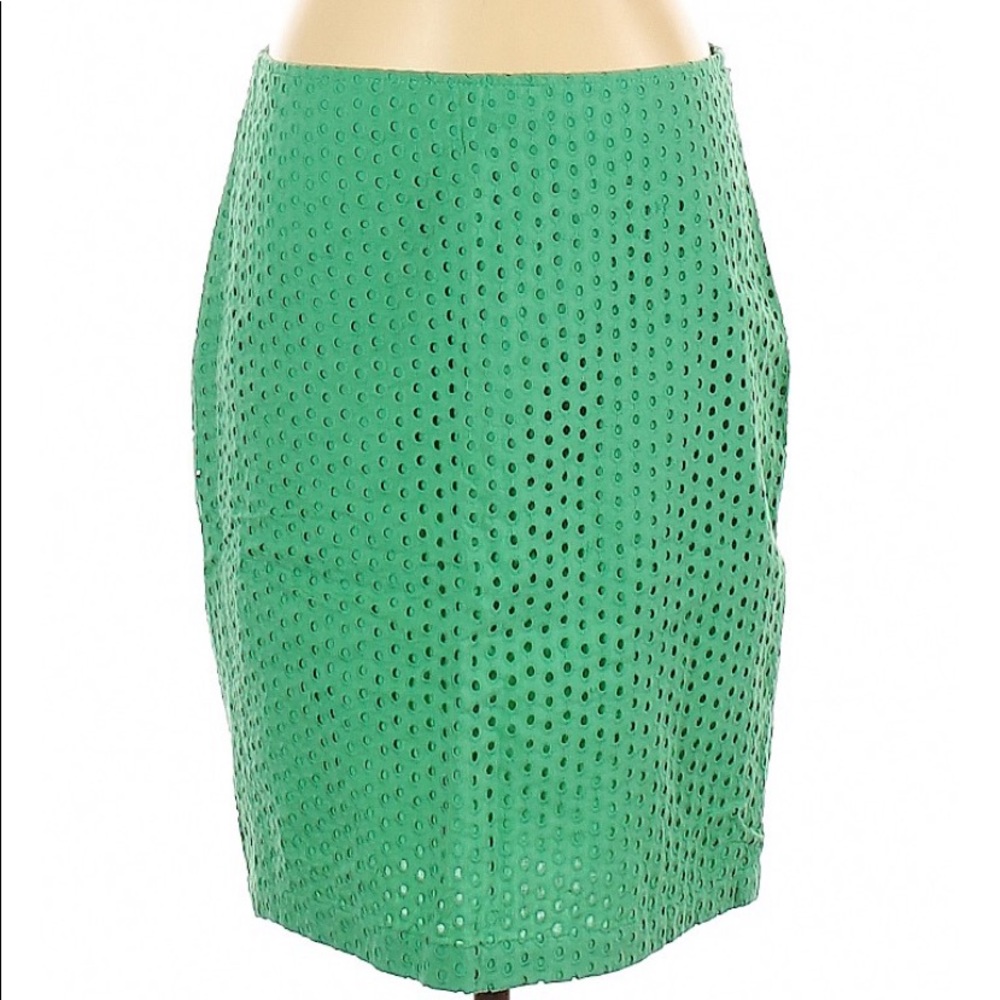 Max studio green casual skirt size 4